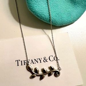 Tiffany & Co. Paloma Picasso  Olive Leaf Vine Pendant